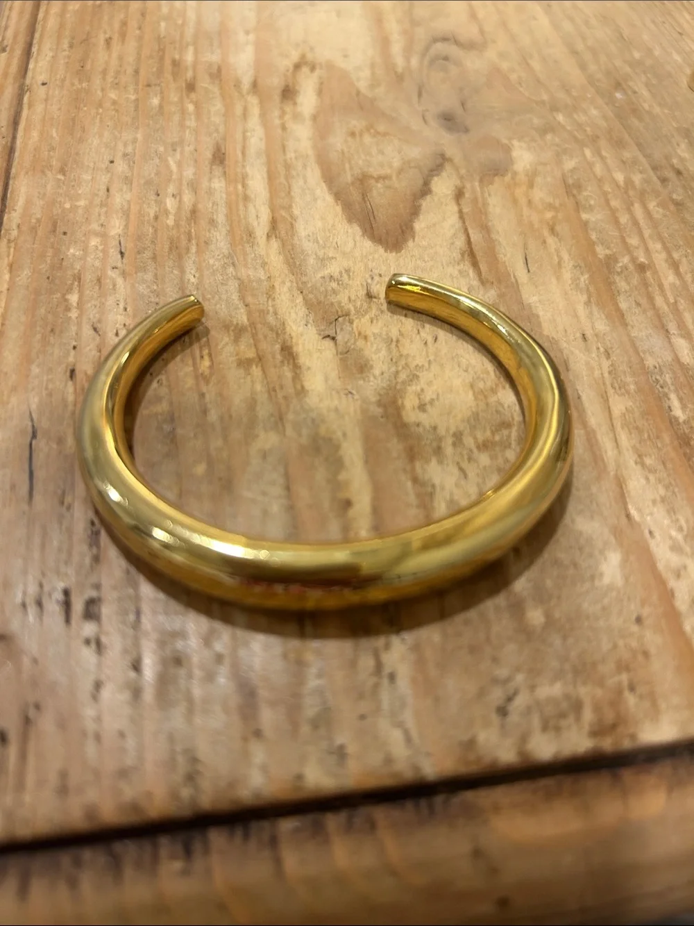 Classic Gold-Tone Smooth Bangle Bracelet - Women's Accessory